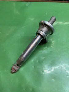BOEING 727 65-34878-2 NOSE GEAR STEERING KNUCKLE PIN *AR* C OF C